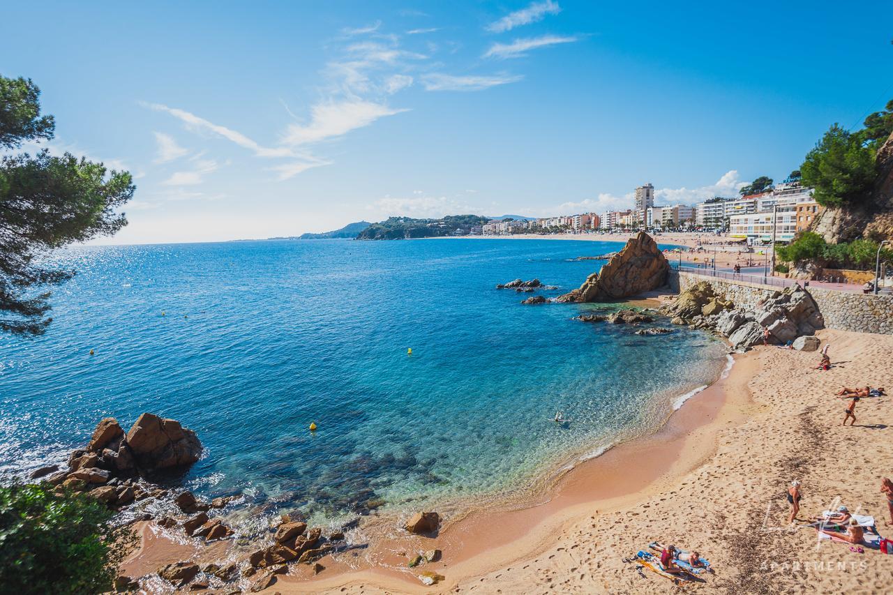 Loft Apart&Hostal Lloret de Mar Bagian luar foto