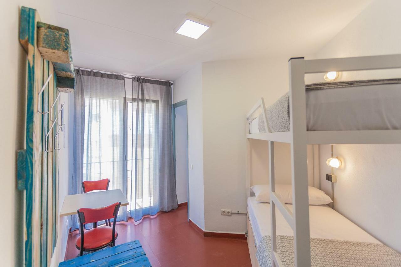 Loft Apart&Hostal Lloret de Mar Bagian luar foto